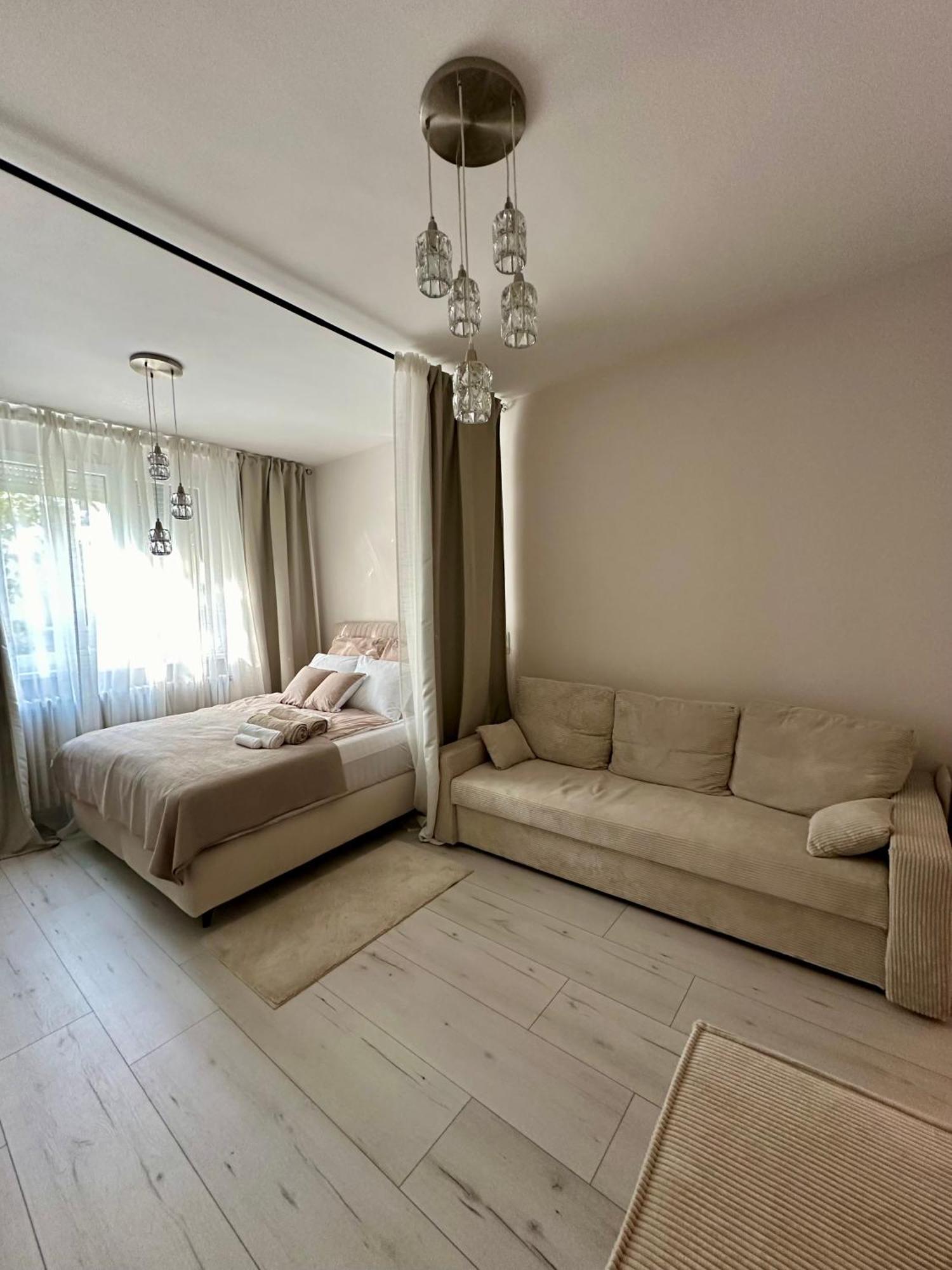 Mate Gold Apartment II Szeged Kültér fotó